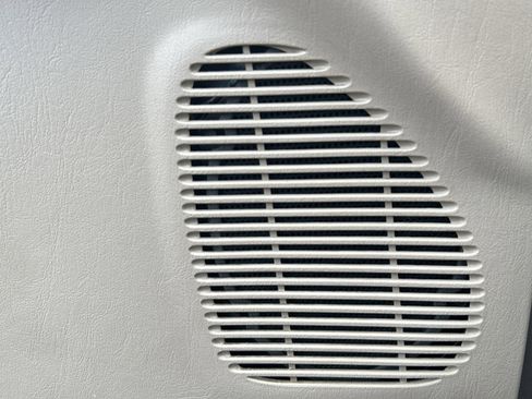 Used 2004 Ford Excursion Limited image 35