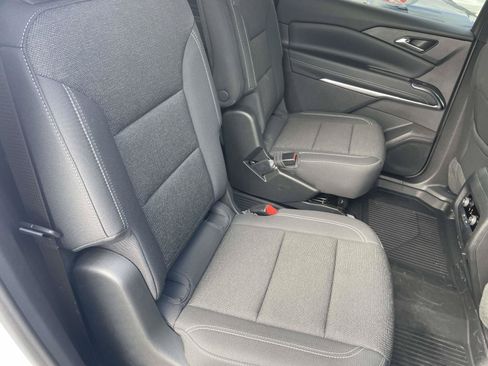 Certified 2026 Chevrolet Traverse LT w/ Driver Confidence Package AWD/4WD image 19
