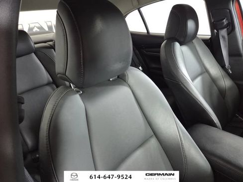 Used 2024 MAZDA MAZDA3 s FWD image 21