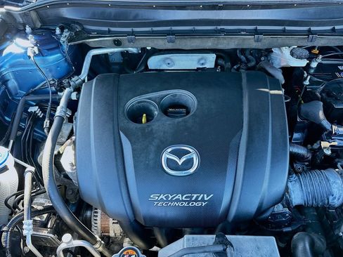 Used 2019 MAZDA CX-5 Touring image 28