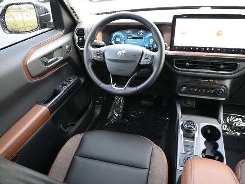 New 2025 Ford Bronco Sport Outer Banks image 29