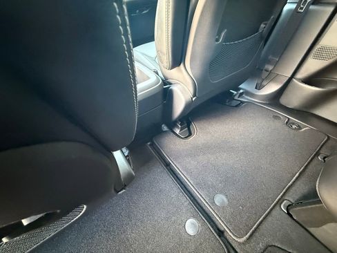 New 2026 Chrysler Pacifica Select image 25