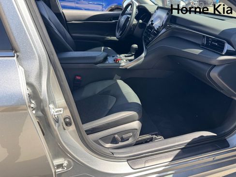 Used 2024 Toyota Camry XSE FWD image 25