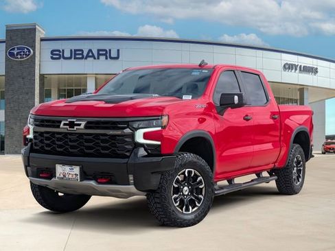 Used 2023 Chevrolet Silverado 1500 ZR2 w/ Technology Package AWD/4WD image 1
