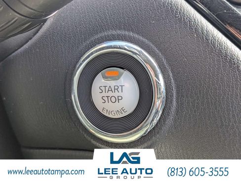Used 2019 Nissan Pathfinder S AWD/4WD image 25