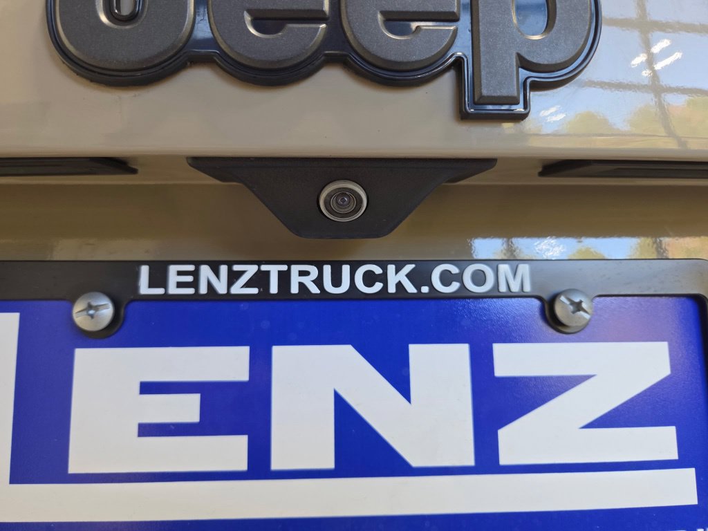 Used 2017 Jeep Renegade Trailhawk AWD/4WD image 9