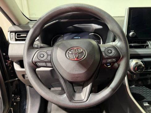 Certified 2025 Toyota RAV4 XLE AWD/4WD image 22