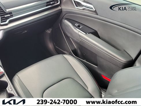 Certified 2024 Kia Sportage EX FWD image 18