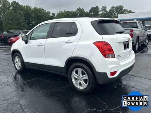 Used 2019 Chevrolet Trax LS w/ Tint and Cruise Package FWD image 6