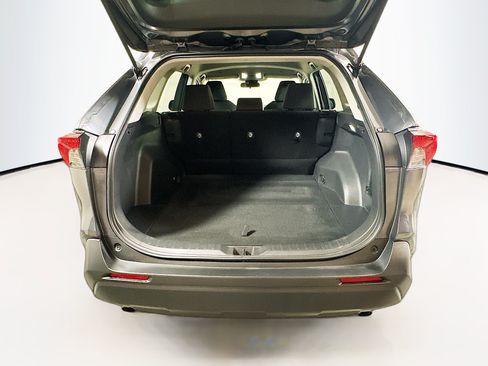 Certified 2025 Toyota RAV4 LE FWD image 30