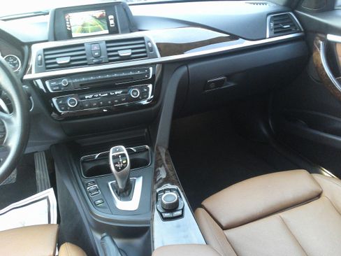 Used 2017 BMW 330i xDrive xDrive image 29