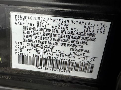 Used 2025 Nissan Sentra SV FWD image 31