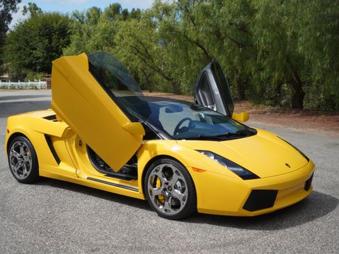 Used 2007 Lamborghini Gallardo Spyder AWD/4WD image 2