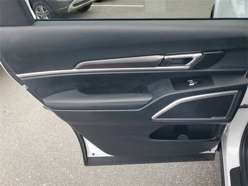 Used 2025 Kia Telluride S image 9