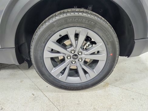 New 2026 Ford Explorer Active image 46