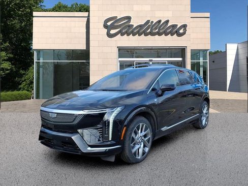 New 2026 Cadillac Optiq Luxury 1 image 1
