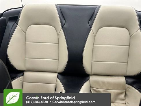 Used 2016 Ford Mustang Premium image 26