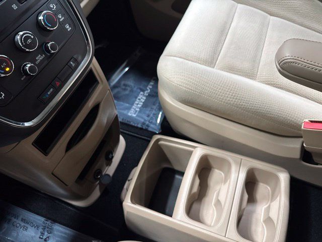 Used 2016 Dodge Grand Caravan SE w/ Quick Order Package 29E SE FWD image 19