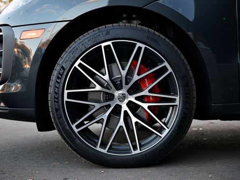 New 2026 Porsche Macan S image 15
