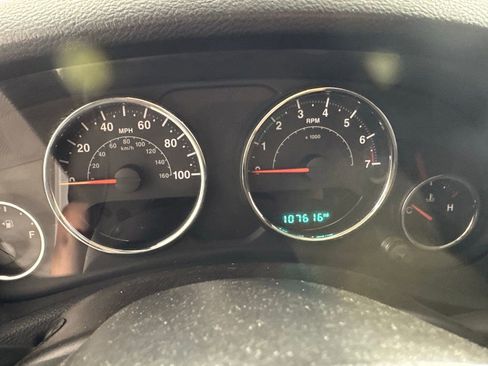 Used 2016 Jeep Wrangler Unlimited Sport AWD/4WD image 4