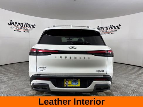 Used 2023 INFINITI QX60 Sensory w/ Vision Package AWD/4WD image 6