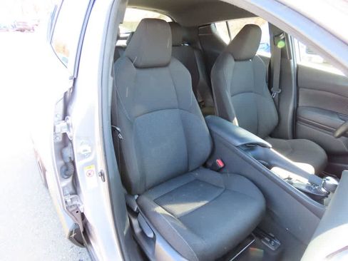 Used 2018 Toyota C-HR XLE image 16