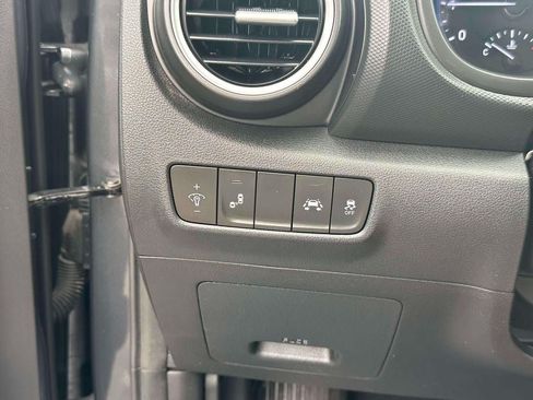 Used 2019 Hyundai Kona SEL w/ SEL Tech Package 02 AWD/4WD image 20