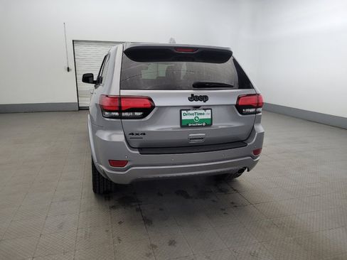 Used 2020 Jeep Grand Cherokee Altitude image 6
