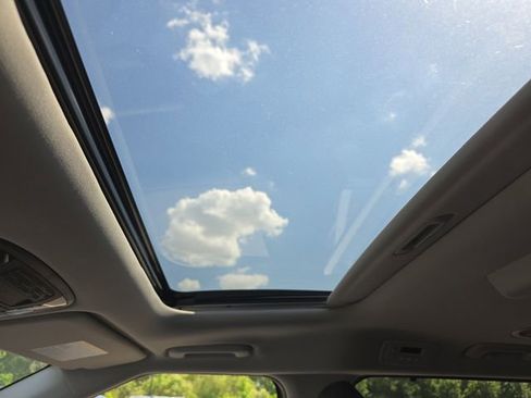 New 2026 Kia Carnival SX FWD image 15