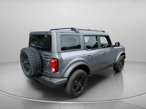 Used 2024 Ford Bronco Black Diamond AWD/4WD image 3