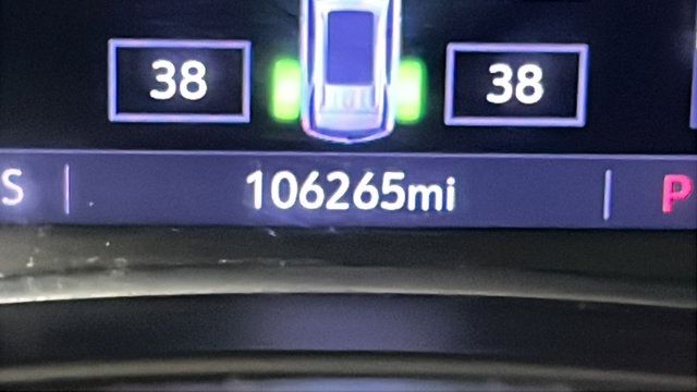 Used 2020 Chevrolet Equinox Premier AWD/4WD image 10