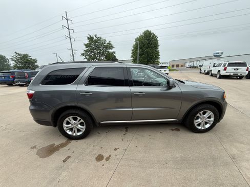 Used 2012 Dodge Durango SXT AWD/4WD image 6