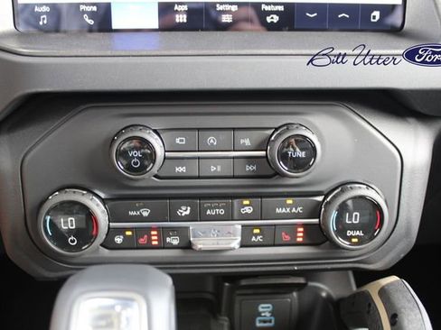 New 2025 Ford Bronco Badlands image 13