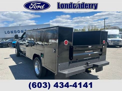 New 2026 Ford F550 4x4 Crew Cab image 5