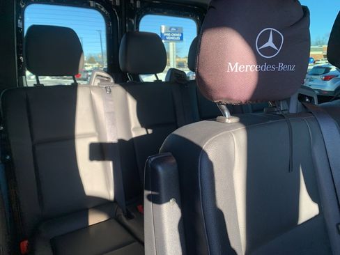 Used 2020 Mercedes-Benz Sprinter 2500 image 20