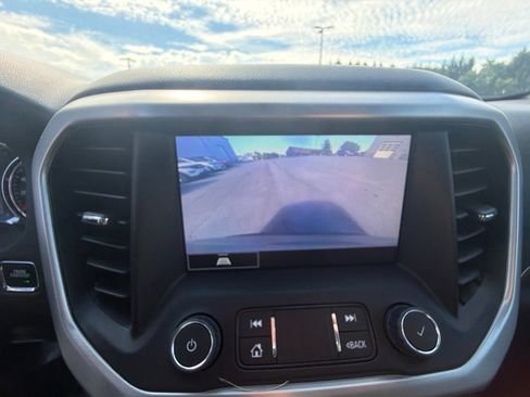 Used 2023 GMC Acadia SLT w/ Elevation Edition AWD/4WD image 38