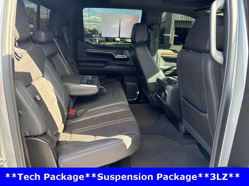 Used 2024 Chevrolet Silverado 1500 High Country w/ Technology Package image 22