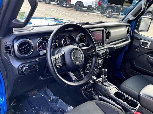 Used 2022 Jeep Wrangler Unlimited Sport w/ Uconnect 4C Nav & Sound Group image 13