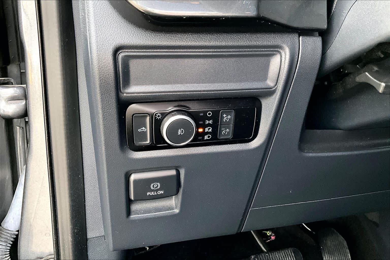 Used 2022 Ford F150 XL w/ STX Appearance Package AWD/4WD image 35