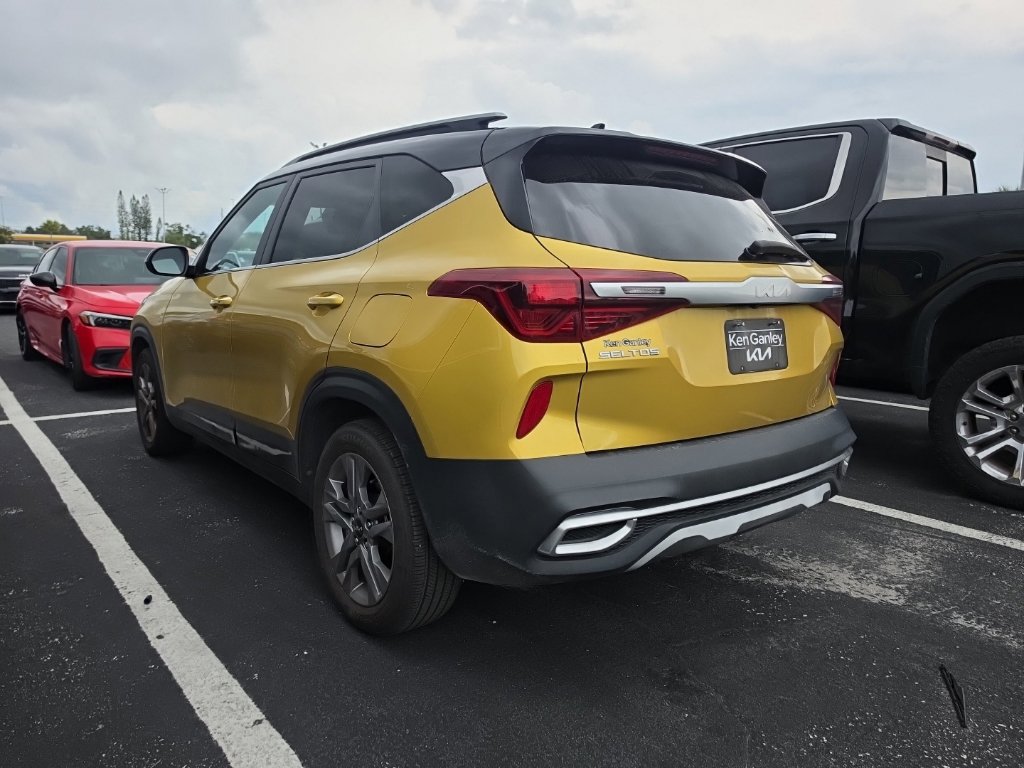 Certified 2023 Kia Seltos S FWD image 11