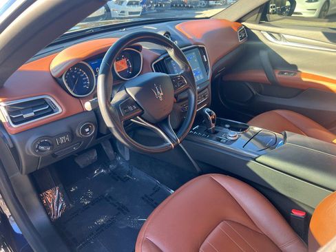 Used 2018 Maserati Ghibli image 14