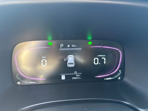 Used 2023 Kia Soul LX w/ LX Technology Package image 19