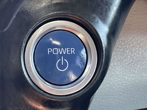 Used 2021 Toyota Sienna LE FWD image 30