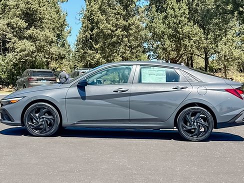 New 2026 Hyundai Elantra Sport FWD image 7