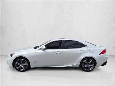 Used 2018 Lexus IS 300 AWD w/ Comfort Package image 9