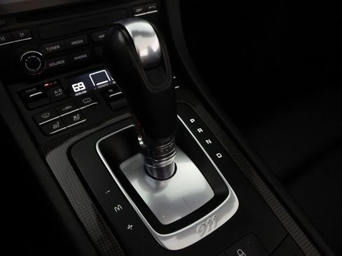 Used 2018 Porsche 911 Turbo image 31