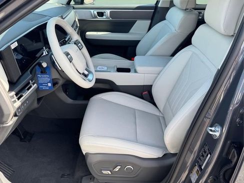 New 2026 Hyundai Santa Fe SEL image 5