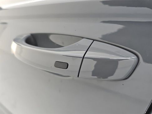 Used 2024 Volkswagen Taos SE image 47