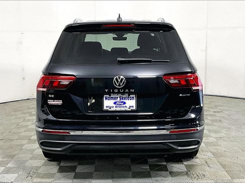 Used 2022 Volkswagen Tiguan SE image 4
