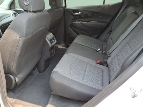Used 2024 Chevrolet Equinox LT AWD/4WD image 17